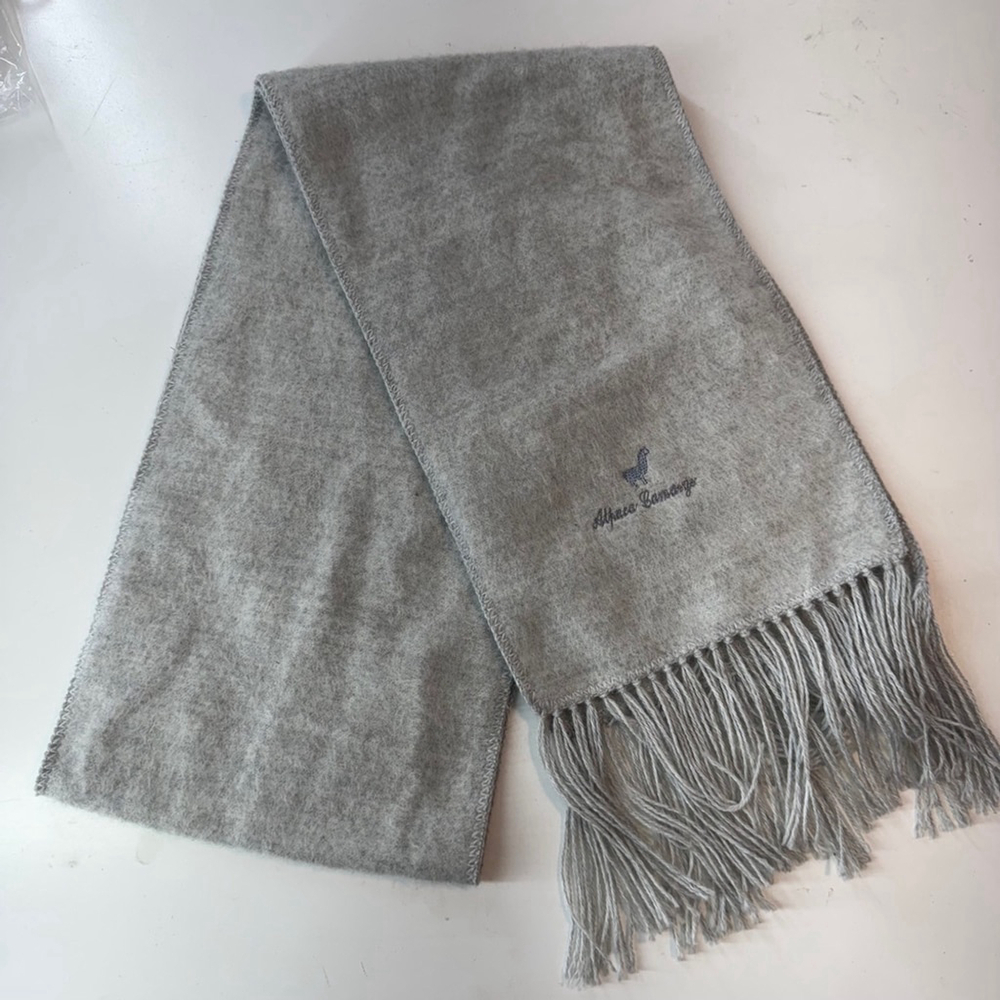 Alpaca Camargo Fringe Neck Peruvian Scarf Shawl Gray Cozy Warm Soft Made in Peru - Picture 6 of 8